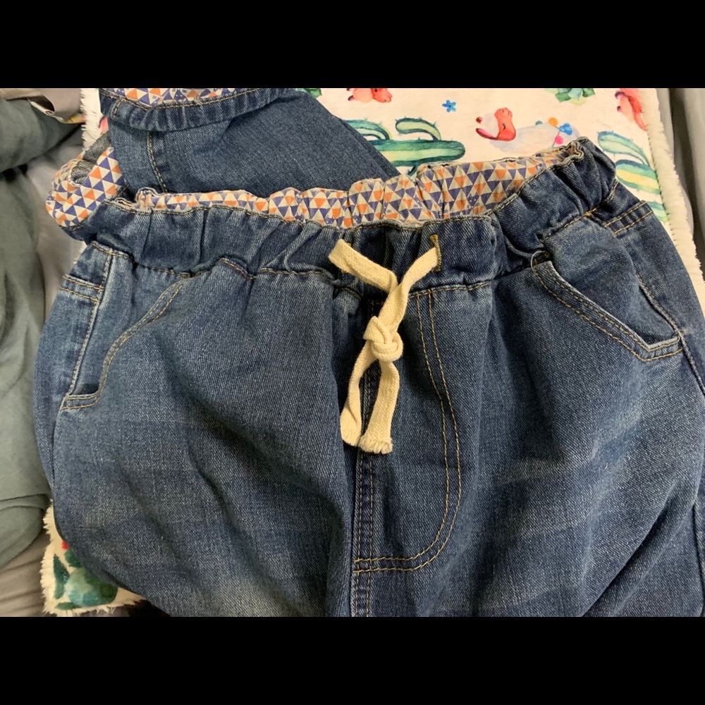 Cuffed design jeans